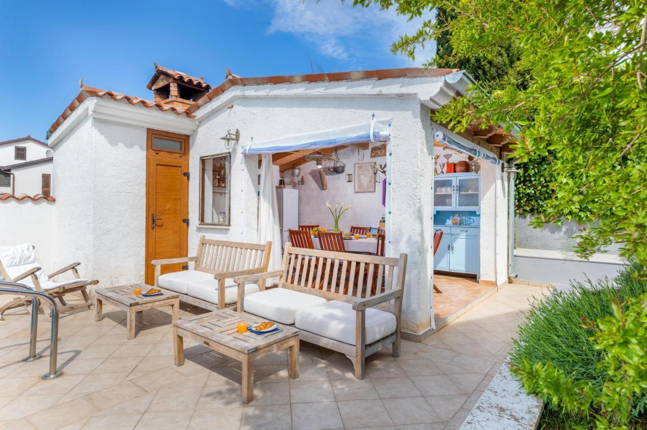 Nature & Sea Holiday Home With Pool Pula Bagian luar foto