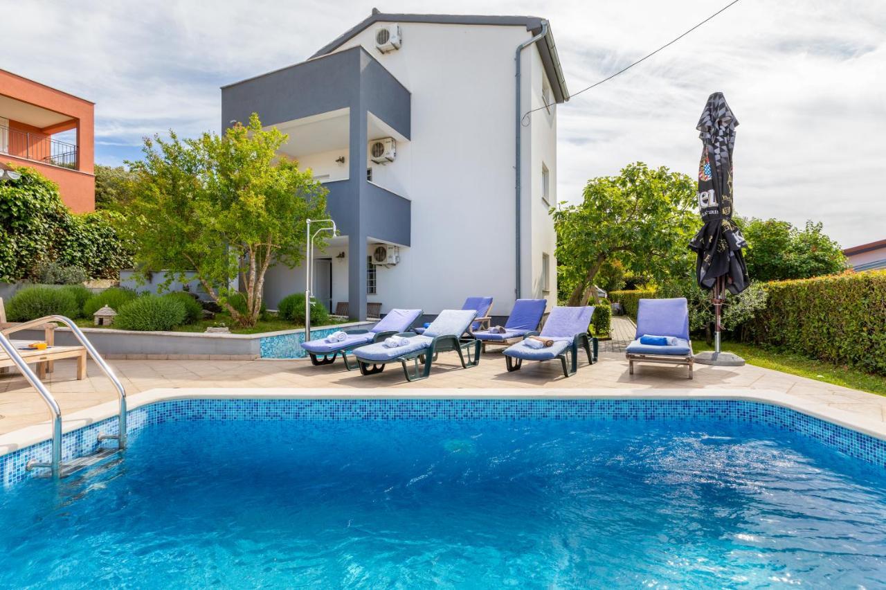 Nature & Sea Holiday Home With Pool Pula Bagian luar foto