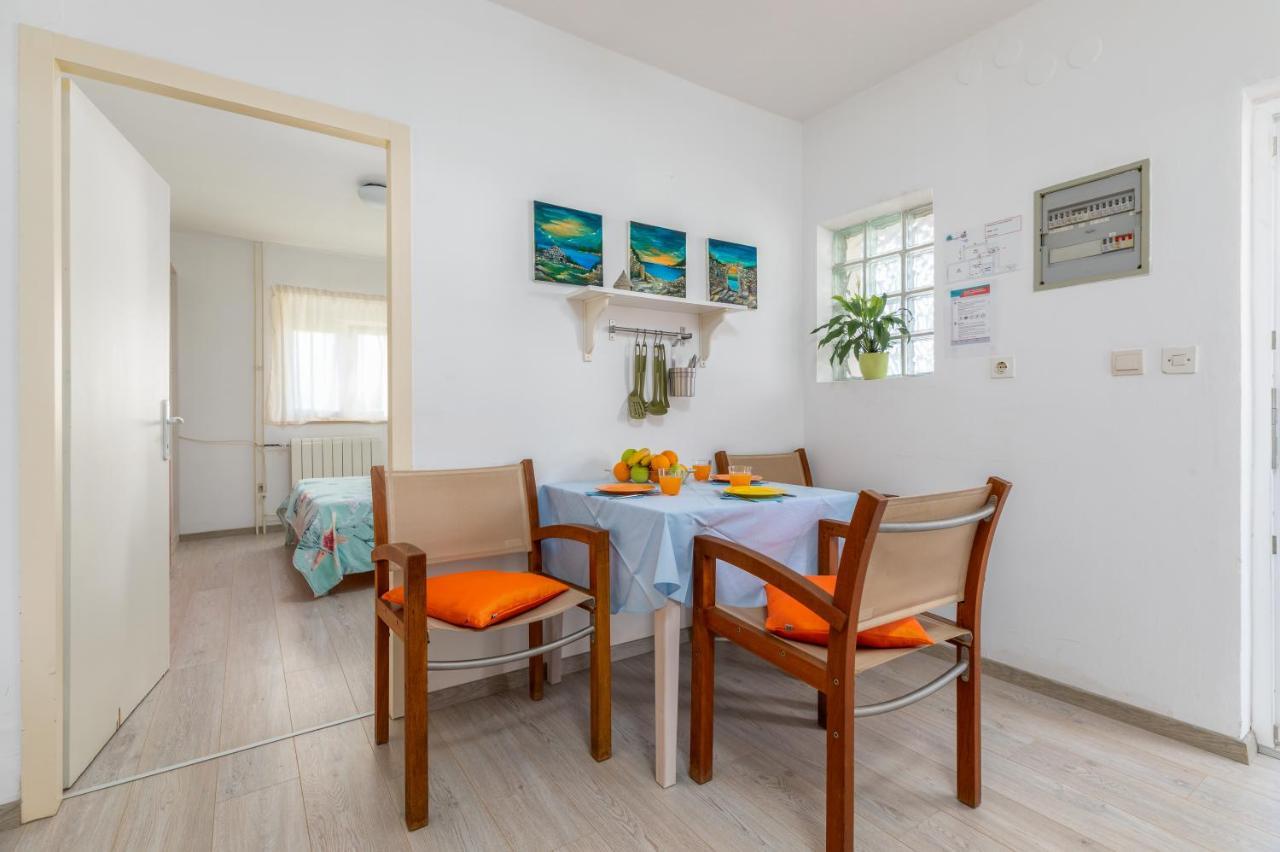 Nature & Sea Holiday Home With Pool Pula Bagian luar foto